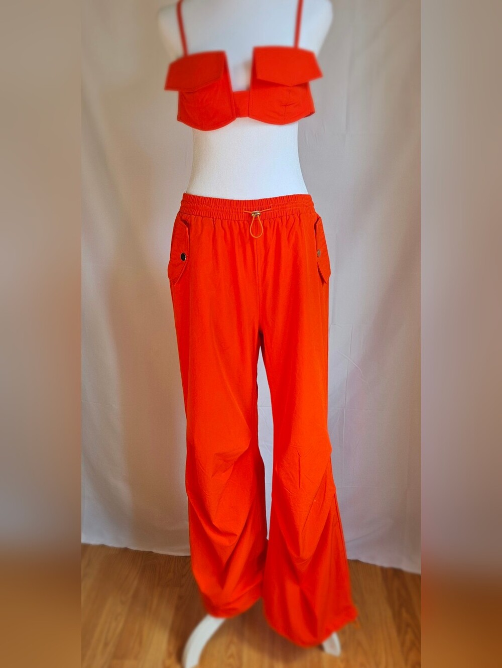 MUY MUY Fancy Collection 2 Piece Cargo Pant Set Orange Crop Top Size L - Picture 14 of 15